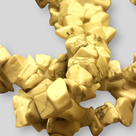 Wisconsin Monarch's "Winter Snow " 32" OF Purity! - Picture 2 of 2